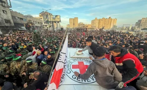 Hamas says open to ICRC delivering food to Israeli captives in Gaza