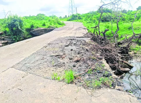 బ్యాక్‌ వాటర్‌తో ముప్పు..
