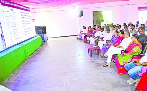 కేసీఆర్‌ను బద్నాం చేసేందుకే.. 