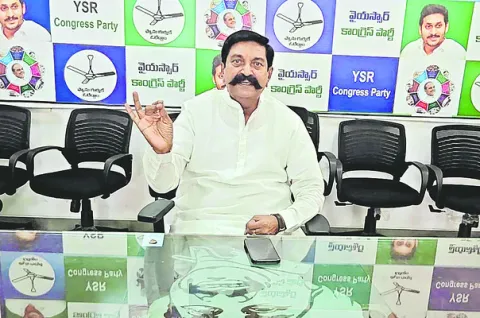 అన్నదాతలను పట్టించుకోని ప్రభుత్వం 