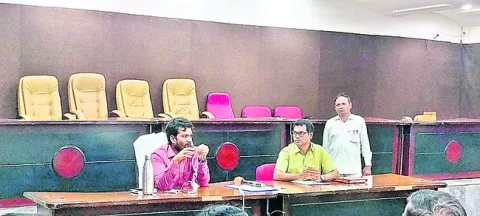 ఆదివాసీ దినోత్సవానికి పక్కాఏర్పాట్లు 