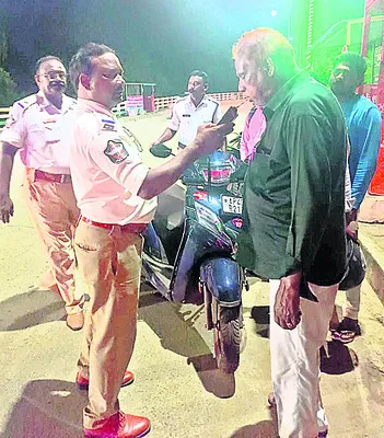 జిల్లా వ్యాప్తంగా వాహన తనిఖీలు