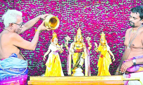 కన్నుల పండువగా వెంకన్న పవిత్రోత్సవాలు