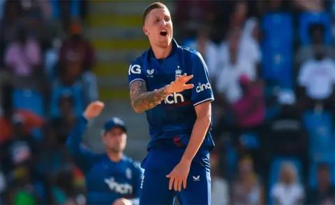 England Pacer Brydon Carse Ruled Out Of The Hundred 8