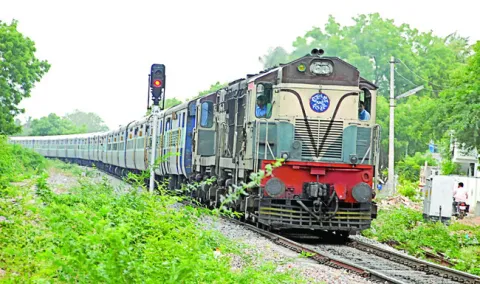 వేలాంకణికి ప్రత్యేక రైళ్లు