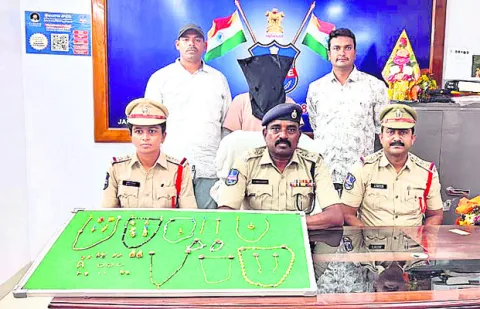 అంతర్రాష్ట్ర దొంగ అరెస్ట్‌