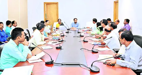 ఉత్తమ ఫలితాలు సాధించేలా పనిచేయాలి