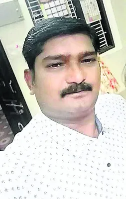 విమానంలో వలసకార్మికుడికి గుండెపోటు