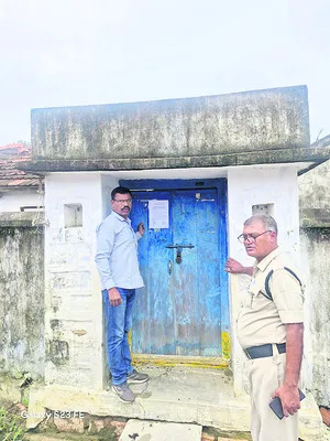 మావో అగ్రనేతపై అరెస్ట్‌ వారెంట్‌ 