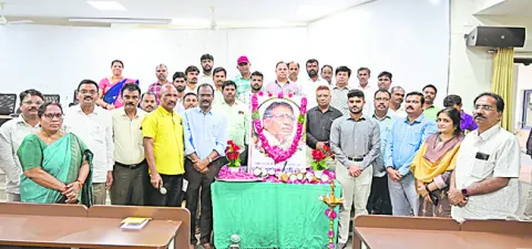 మహోన్నత వ్యక్తి జయశంకర్‌ 