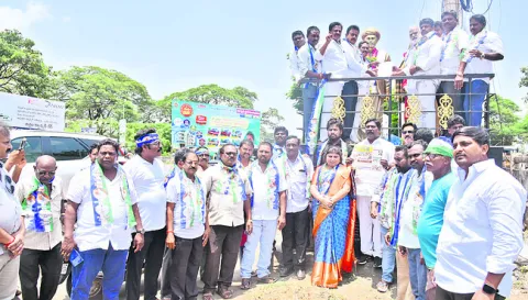 రాష్ట్రంలో బీసీలకు రక్షణ కరువు 