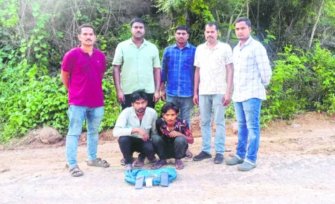 మాదకద్రవ్యాల విక్రేతల అరెస్ట్‌ 