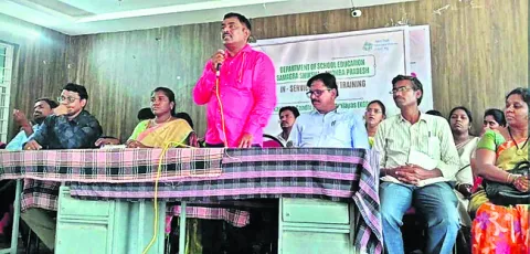 శిక్షణ ఫలాలు సఫలీకృతం కావాలి 
