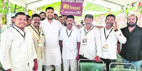 42శాతం రిజర్వేషన్ల సాధనకు పోరు 