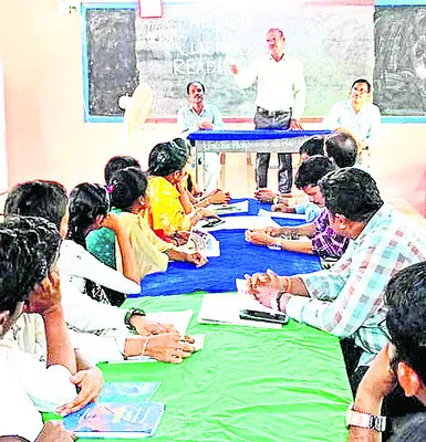 గ్రంథాలయాలు విజ్ఞాన కేంద్రాలు