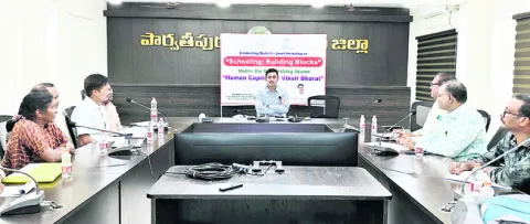 సరైన రీతిలో బోధించాలి