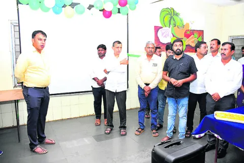 పారిశుధ్య నిర్వహణపై శ్రద్ధ పెట్టాలి