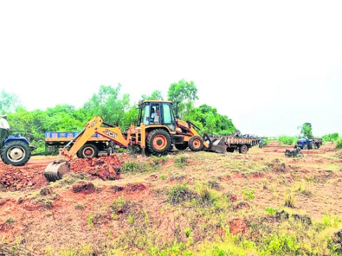 చెలరేగుతున్న తమ్ముళ్లు 