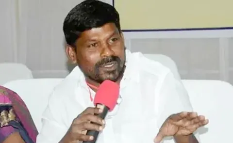 BRS Ex Leader Guvvala Balaraju Met Telangana BJP Chief