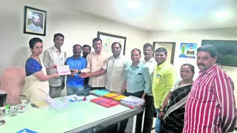 సెర్ప్‌ సీఈవోకు ‘కమ్మర్‌పల్లి’ పిండివంటలు