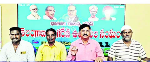 సీమాంధ్ర అధికారుల ఆధిపత్యం