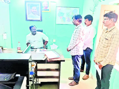 ‘భూ భారతి’ని వేగవంతం చేయాలి