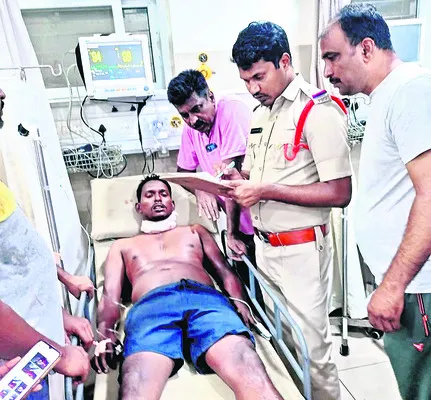 దళితుల నడుమ భూవివాదం