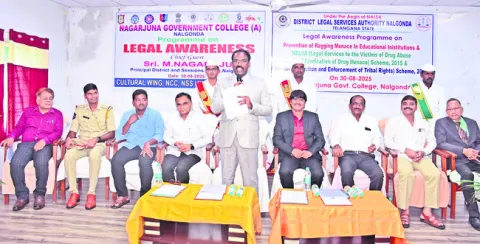 చెడు వ్యసనాలకు బానిస కావొద్దు