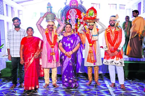 రూ.4,20,999 పలికిన లడ్డూ 