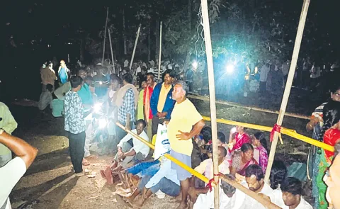 Farmers Worry with Urea
