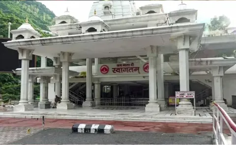 Vaishno Devi Yatra Halted for Sixth Day After Landslide