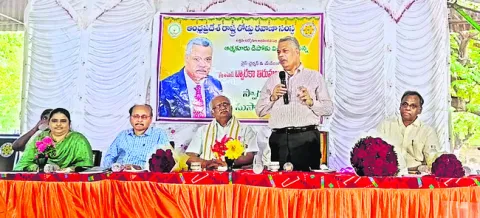 ఆర్టీసీ ఖాళీ స్థలాలు వినియోగించుకోవాలి 