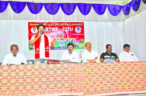 ‘పడిపోతున్న కార్మికుల జీవన ప్రమాణాలు’