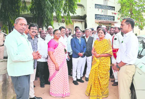 మార్గదర్శకాల ప్రకారమే కోర్టు కాంప్లెక్స్‌
