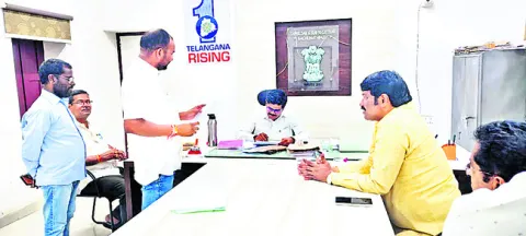 జీపీఓల సేవలు షురూ.. 