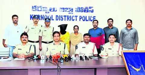 పనిమనిషే హంతకురాలు 