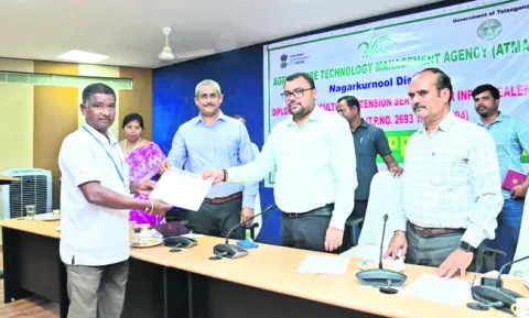 యూరియా పక్కదారి పడితే చర్యలు 