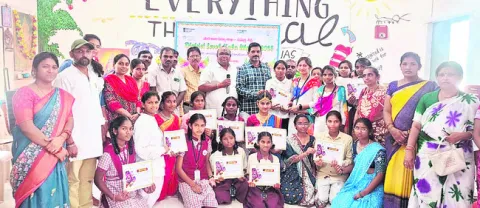 కళా ఉత్సవ్‌తో సృజనాత్మకత వెలికితీత 