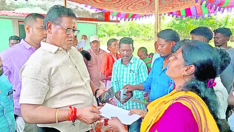 ఎమ్మెల్యే దృష్టికి తడమ   పంచాయతీ సమస్యలు 