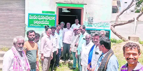 ఏ.కొత్తకోటలోనే రైతుసేవా కేంద్రం కొనసాగించాలి 
