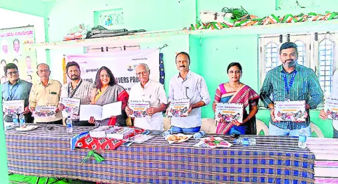 ‘చేనేత’ ఆదాయం పెంచడమే లక్ష్యం