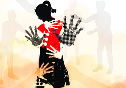 టెన్త్‌ బాలికపై ర్యాగింగ్‌,  లైంగిక దాడి
