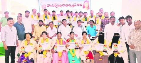 ‘సమాజాభివృద్ధిలో టీచర్ల పాత్ర కీలకం’ 