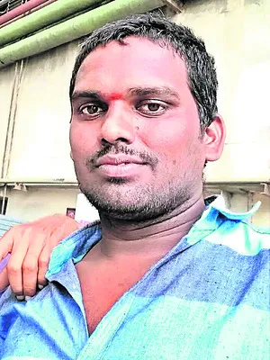 సంపులో పడి ఆర్టిజన్‌ కార్మికుడి మృతి