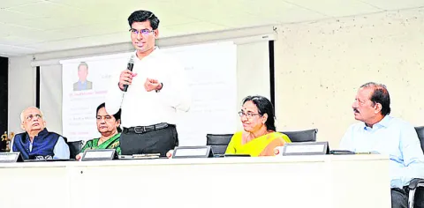 13న బాక్సింగ్‌, లాన్‌ టెన్నిస్‌ జిల్లా జట్ల ఎంపిక 
