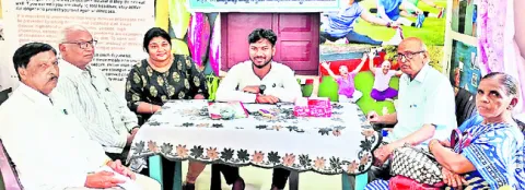 డే కేర్‌ సెంటర్‌లో ఉచిత న్యాయ సలహాలు