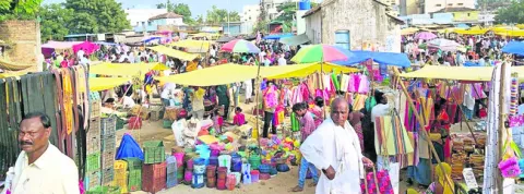 తైబజార్‌ కాదు.. హప్తా వసూల్‌ 