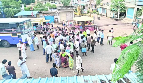 యూరియ