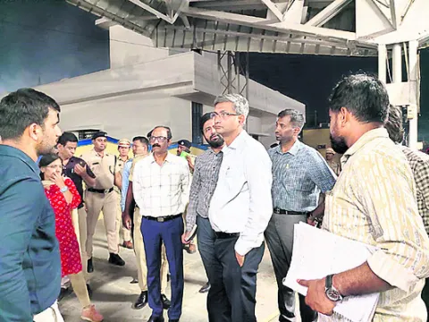 కాగజ్‌నగర్‌ స్టేషన్‌ పరిశీలించిన డీఆర్‌ఎం