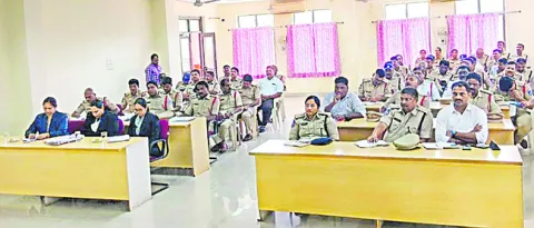 లోక్‌అదాలత్‌ సద్వినియోగం చేసుకోవాలి